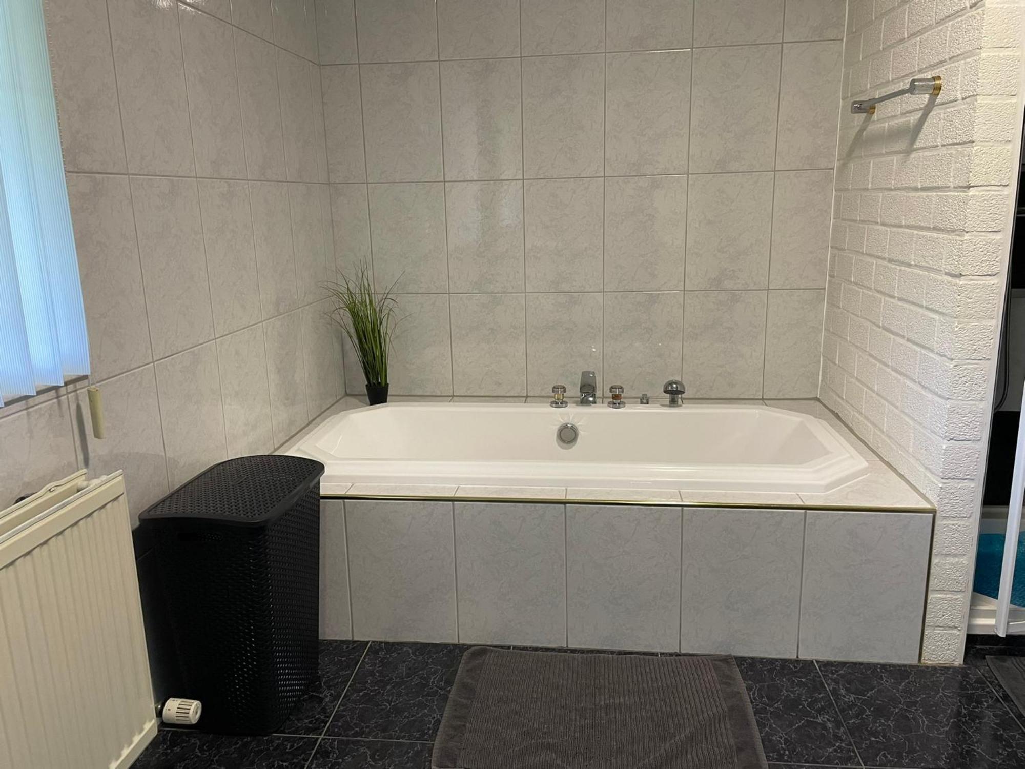 Vakantiewoning Villa 35 Maasmechelen Bagian luar foto